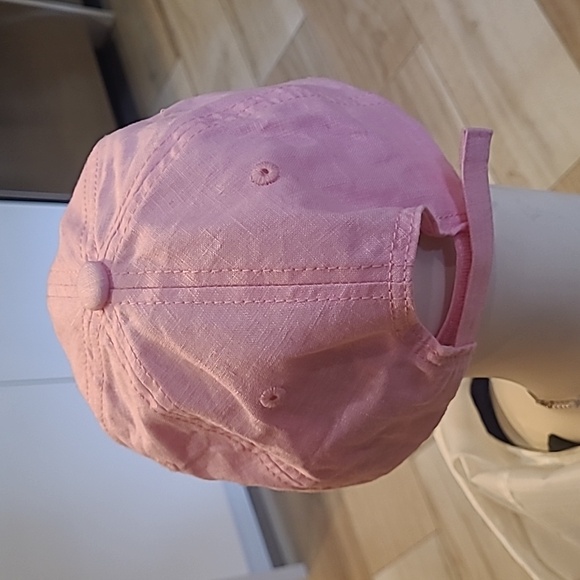 Hat - Picture 4 of 6